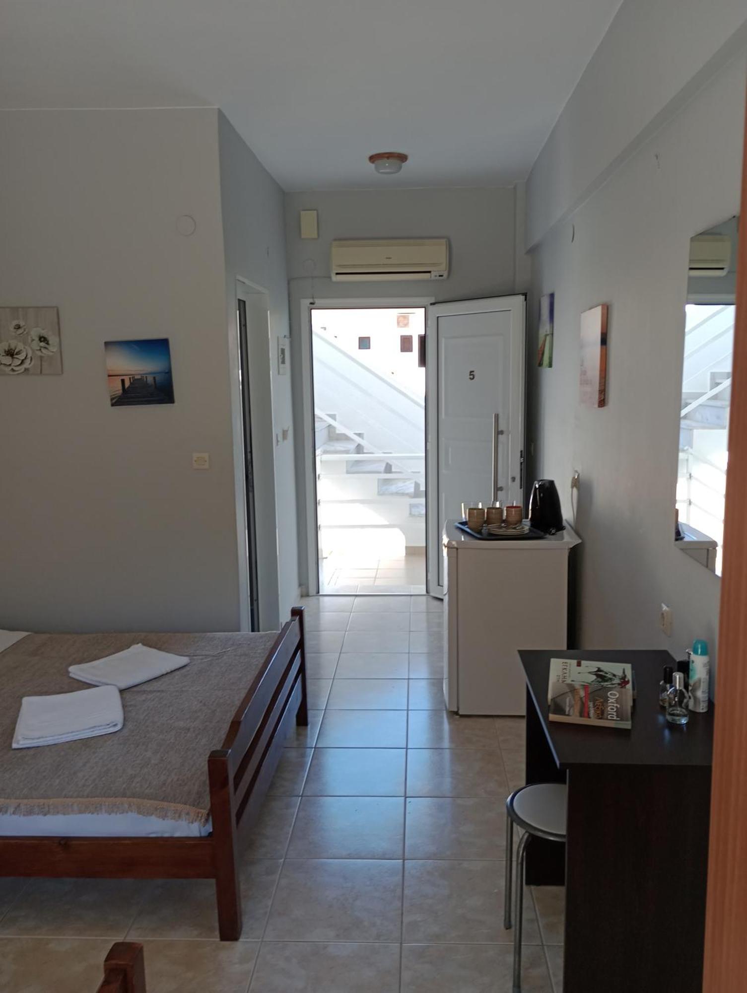 House Georgia Leilighet Kallithea  Eksteriør bilde